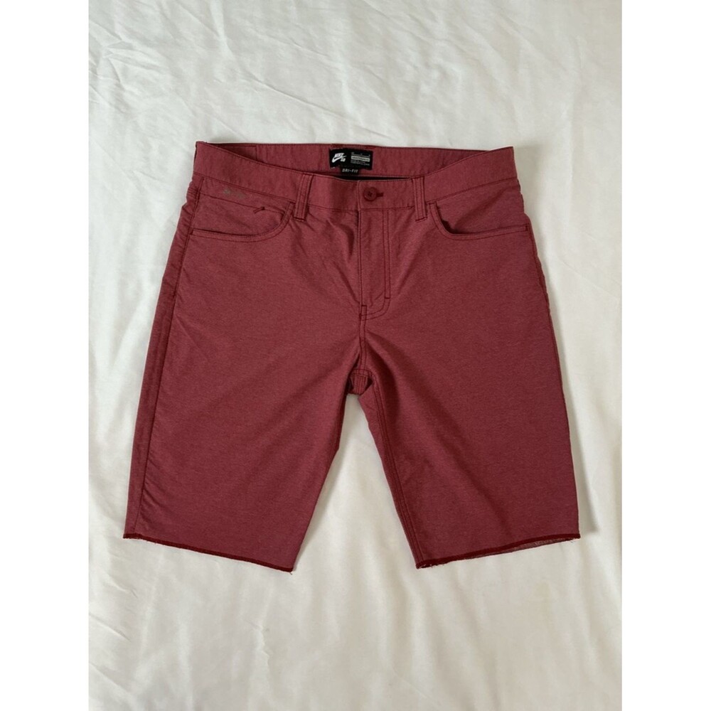 Men’s Nike Dri‑Fit Athletic Shorts • Maroon/Burgundy • Size 32